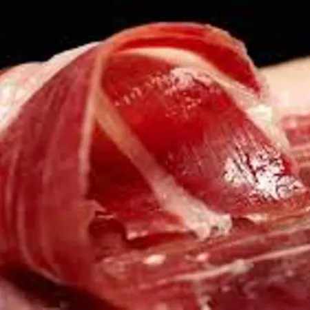 Charming House In With View, 200 M² * Amelia