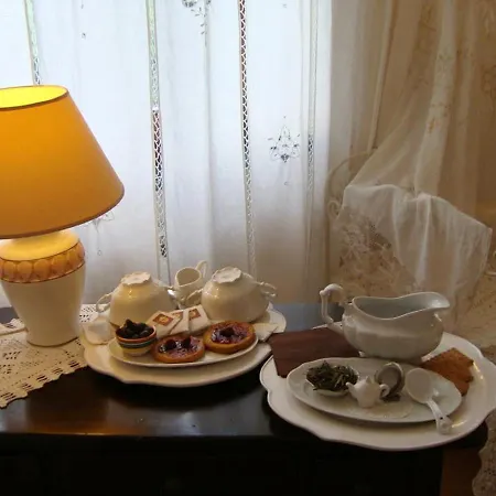 Charming House In With View, 200 M² Holiday home