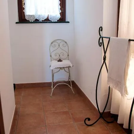 Charming House In With View, 200 M² *