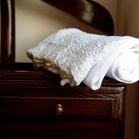 Charming House In With View, 200 M² *