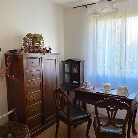 Holiday home Charming House In With View 200 M²