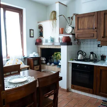 Charming House In With View 200 M² Amelia
