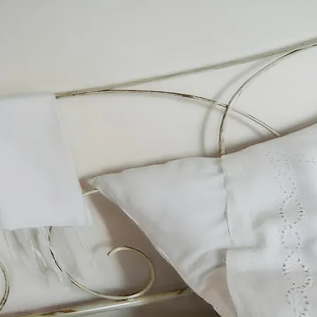 Charming House In With View, 200 M² Holiday home Amelia