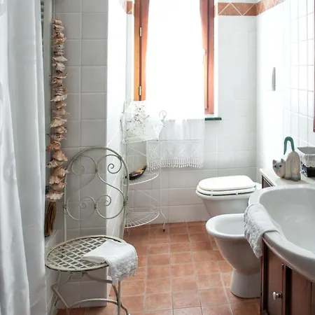 Holiday home Charming House In With View, 200 M²