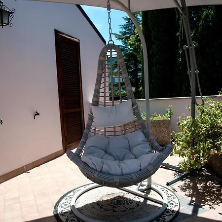 Charming House In With View, 200 M² Casa de Férias *