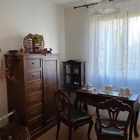 Charming House In With View, 200 M² Casa de Férias Amelia