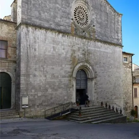 Charming House In With View, 200 M² Amelia